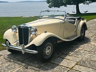 1951 MG TD  Beige