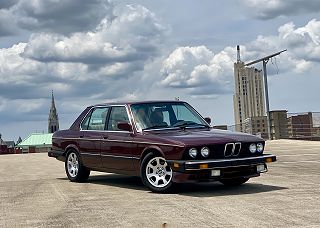 1984 BMW 5 Series 533i VIN: WBADB7404E1190429