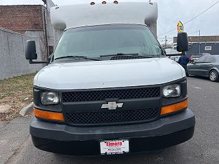 2005 Chevrolet Express 3500 1GBJG31U351164819 in Roselle, NJ 1