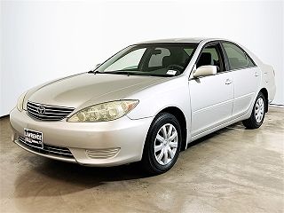 2005 Toyota Camry LE VIN: 4T1BE30K15U055808