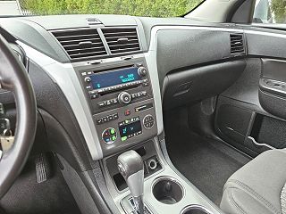 2010 Chevrolet Traverse LT 1GNLVFED7AS101207 in Levittown, PA 12