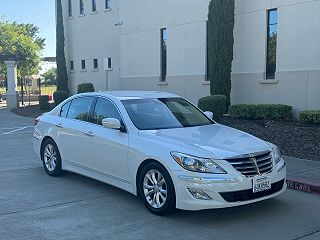 2012 Hyundai Genesis Base VIN: KMHGC4DD6CU178224