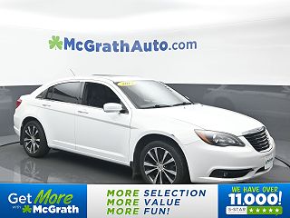 2013 Chrysler 200 Touring VIN: 1C3CCBBB7DN542157