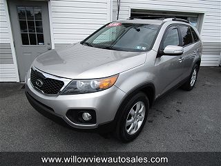 2013 Kia Sorento LX VIN: 5XYKTDA65DG321428