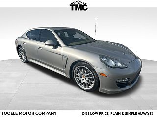 2013 Porsche Panamera  VIN: WP0AA2A76DL017561