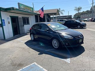 2014 Ford Focus Titanium VIN: 1FADP3N28EL112081