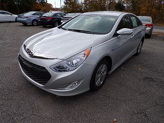 2014 Hyundai Sonata Base VIN: KMHEC4A41EA117847