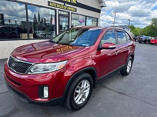 2014 Kia Sorento LX VIN: 5XYKT3A6XEG523435