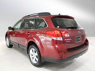 2014 Subaru Outback 2.5i 4S4BRBCC4E3280135 in Wilsonville, OR 3