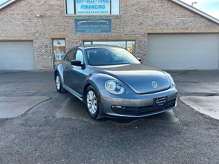 2014 Volkswagen Beetle Entry 3VWFP7AT8EM609815 in Saint Paul, MN 1