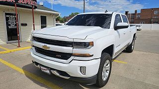 2016 Chevrolet Silverado 1500 LT VIN: 3GCUKREC1GG225570