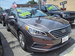 2016 Hyundai Sonata SE VIN: 5NPE24AF0GH416492