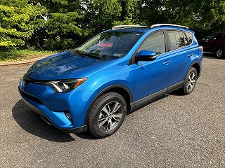 2016 Toyota RAV4 XLE VIN: 2T3RFREV6GW492957