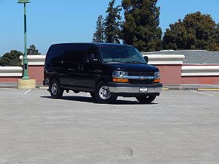 2017 Chevrolet Express 2500 VIN: 1GCWGAFFXH1162828