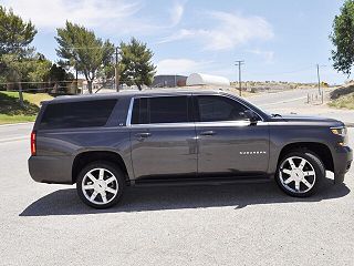 2017 Chevrolet Suburban LT 1GNSCHKC8HR166061 in Barstow, CA 8