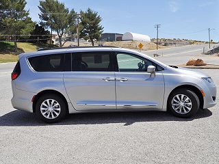 2017 Chrysler Pacifica Touring-L 2C4RC1BG8HR529969 in Barstow, CA 8