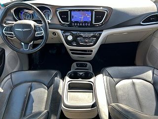 2017 Chrysler Pacifica Touring-L 2C4RC1BG0HR683401 in Springfield, IL 17