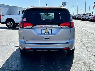 2017 Chrysler Pacifica Touring-L 2C4RC1BG0HR683401 in Springfield, IL 7