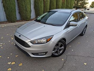 2017 Ford Focus SE VIN: 1FADP3FE0HL219879