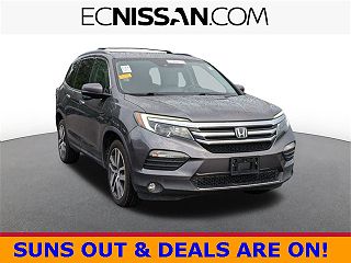 2017 Honda Pilot Touring VIN: 5FNYF6H98HB025975