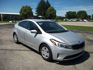 2017 Kia Forte LX VIN: 3KPFK4A7XHE041200