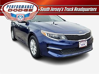 2017 Kia Optima LX VIN: 5XXGT4L32HG149880