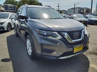 2017 Nissan Rogue SV VIN: JN8AT2MV1HW271045