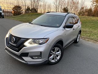 2017 Nissan Rogue S KNMAT2MV9HP509519 in Sterling, VA 1