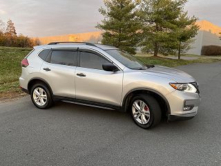 2017 Nissan Rogue S KNMAT2MV9HP509519 in Sterling, VA 6