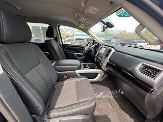 2017 Nissan Titan XD SV 1N6BA1F41HN562894 in Traverse City, MI 40