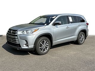 2017 Toyota Highlander XLE VIN: 5TDJZRFH1HS483289