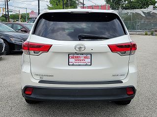 2017 Toyota Highlander XLE 5TDJZRFH8HS513372 in Cherry Hill, NJ 9