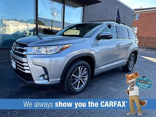 2017 Toyota Highlander XLE VIN: 5TDJZRFH2HS418564