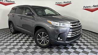 2017 Toyota Highlander XLE VIN: 5TDJZRFH2HS461575