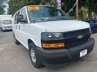 2018 Chevrolet Express 2500 1GCWGAFP6J1287582 in Roselle, NJ 3