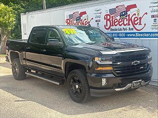 2018 Chevrolet Silverado 1500 LT 3GCUKREC2JG375498 in Dunn, NC 1