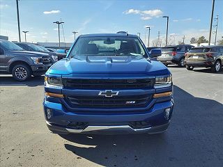 2018 Chevrolet Silverado 1500 LT 3GCUKREC7JG245104 in Flat Rock, MI 2