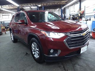 2018 Chevrolet Traverse LT VIN: 1GNEVGKW8JJ105647