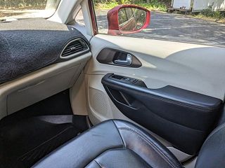 2018 Chrysler Pacifica Touring-L 2C4RC1BG1JR112232 in Beaufort, SC 18