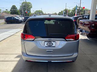 2018 Chrysler Pacifica Touring-L 2C4RC1EG0JR257323 in Chicago, IL 5