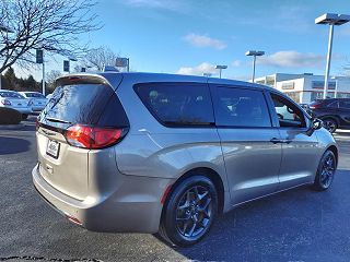 2018 Chrysler Pacifica Touring 2C4RC1FG0JR188678 in Matteson, IL 5