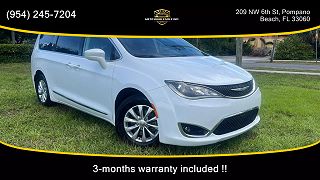 2018 Chrysler Pacifica Touring-L VIN: 2C4RC1BG4JR247849