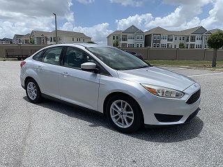 2018 Ford Focus SE 1FADP3F23JL275553 in Winter Haven, FL 5