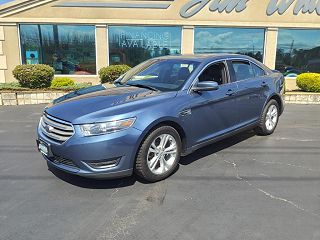 2018 Ford Taurus SEL 1FAHP2H82JG138349 in Irving, NY 1