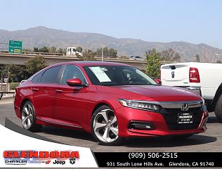 2018 Honda Accord Touring VIN: 1HGCV1F98JA096127