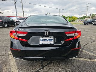 2018 Honda Accord EXL 1HGCV1F54JA029408 in Janesville, WI 7