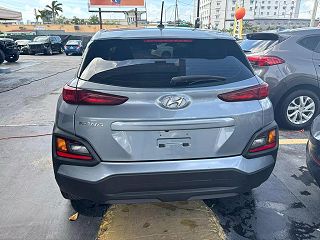2018 Hyundai Kona SE KM8K12AA7JU080301 in Miami, FL 5