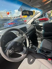 2018 Hyundai Kona SE KM8K12AA7JU080301 in Miami, FL 9