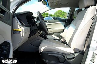 2018 Hyundai Tucson SE KM8J2CA47JU644229 in Queensbury, NY 3