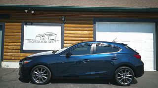 2018 Mazda Mazda3 Touring VIN: 3MZBN1L33JM198848